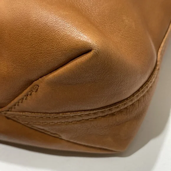 MADEWELL “The Piazza” Soft Tan Leather Tote/ Crossbody Bag - Picture 10 of 16